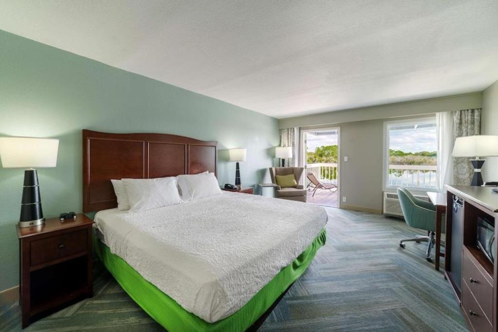 Holiday Inn Express Hotel & Suites Port Charlotte Exteriér fotografie