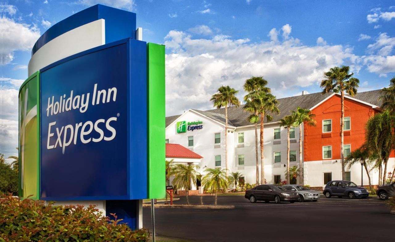 Holiday Inn Express Hotel & Suites Port Charlotte Exteriér fotografie